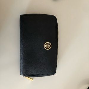 Tory Burch wallet
